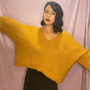 Mustard yellow oversized sweater. Super soft and cozy! 🌙